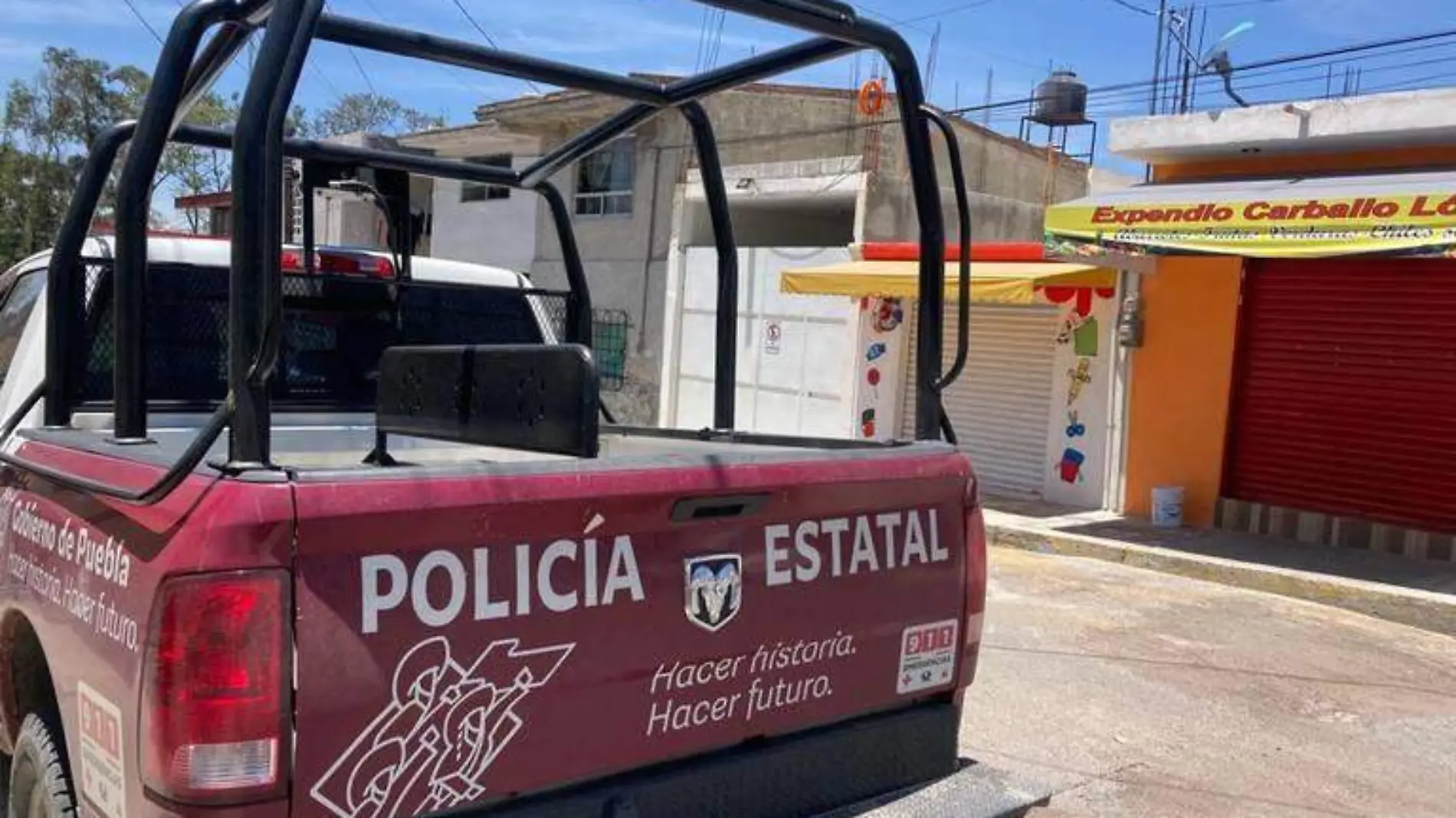 Reporta el robo de su camioneta, pero solo la había estacionado en otro sitio